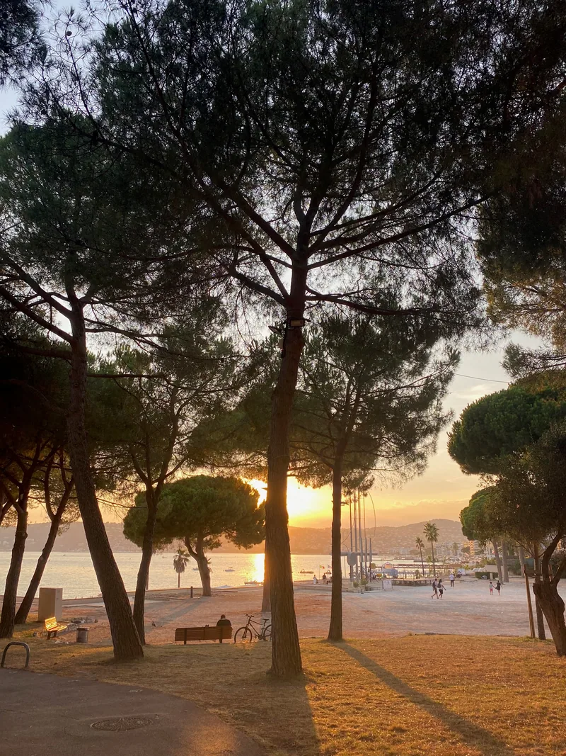 Artwork by Marie Astrale, no. 40
